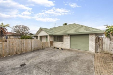 Photo of property in 128a Gloucester Road, Manurewa, Auckland, 2102