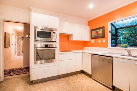 Photo of property in 30 Porterfield Street, Macandrew Bay, Dunedin, 9014