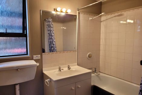 Photo of property in 28 Howden Street, Te Anau, 9600