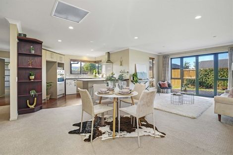 Photo of property in 10 Gracefield Place, Huntington, Hamilton, 3210