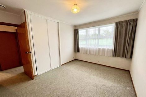 Photo of property in 48 Spence Road, Henderson, Auckland, 0612