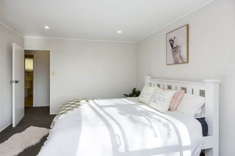 Photo of property in 33 Fraser Street, Wainuiomata, Lower Hutt, 5014