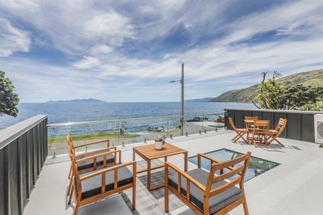 Photo of property in 10 Ocean Parade, Pukerua Bay, 5026