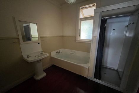 Photo of property in 44 Miro Street, Takaro, Palmerston North, 4410