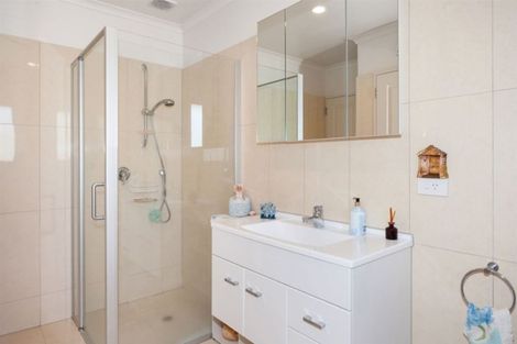 Photo of property in 2/241 Matsons Avenue, Papanui, Christchurch, 8053