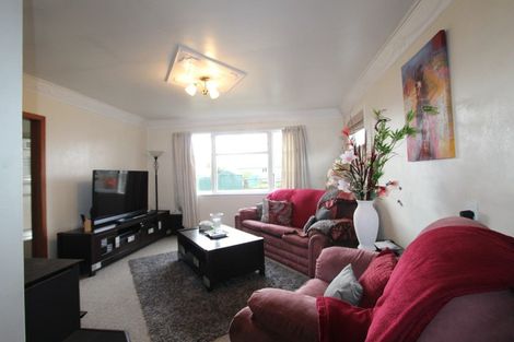 Photo of property in 1 Huia Street, Pahiatua, 4910