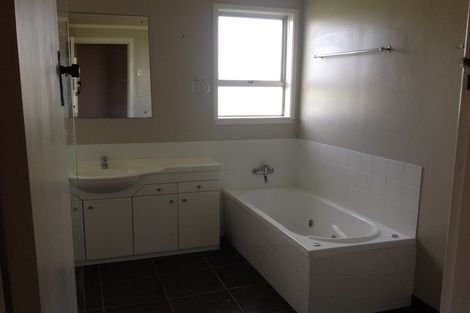 Photo of property in 337 Linwood Road, Karaka, Papakura, 2580