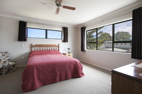 Photo of property in 300 Seaforth Road, Waihi Beach, 3611