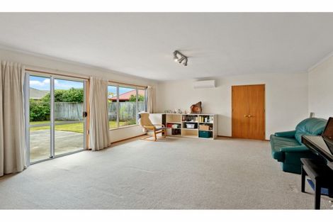 Photo of property in 107 Reynolds Avenue, Bishopdale, Christchurch, 8053