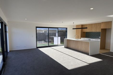 Photo of property in 2/2 Allard Street, Edgeware, Christchurch, 8013