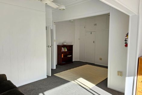 Photo of property in 61 Rimu Street, New Lynn, Auckland, 0600