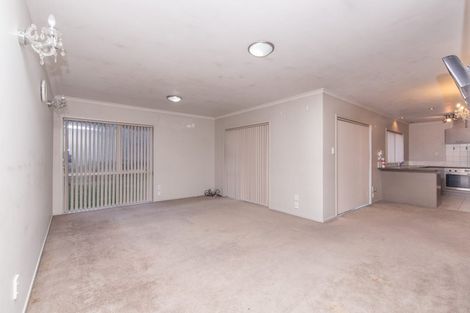 Photo of property in 3 Fitchburg Place, Mangere, Auckland, 2022
