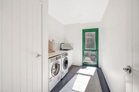 Photo of property in 57 Duncansby Road, Stanmore Bay, Whangaparaoa, 0932