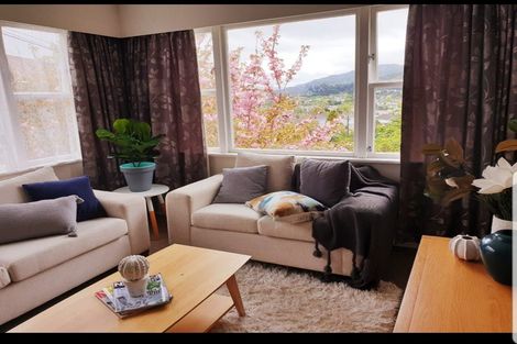 Photo of property in 30b Isabel Grove, Wainuiomata, Lower Hutt, 5014