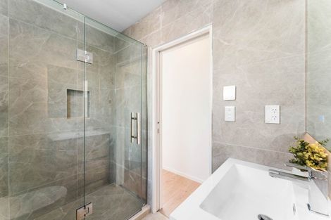 Photo of property in 41f Kowhai Road, Mairangi Bay, Auckland, 0630