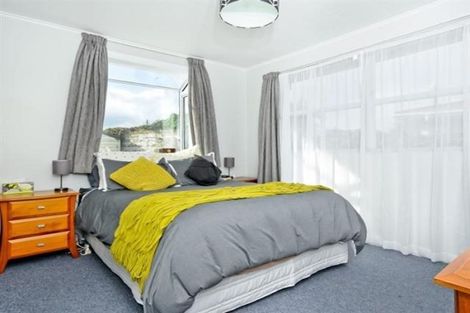 Photo of property in 16 Lugton Street, Nawton, Hamilton, 3200