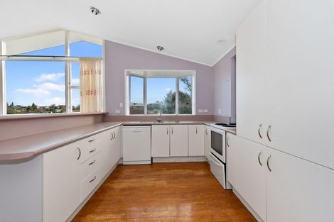 Photo of property in 1 Ross View Terrace, Dinsdale, Hamilton, 3204