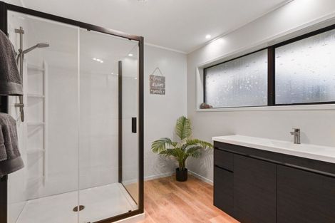 Photo of property in 5 Gwendoline Street, Glenholme, Rotorua, 3010