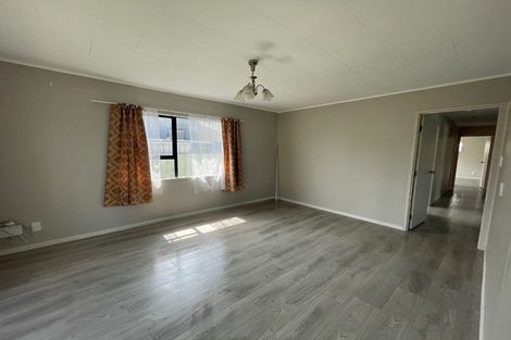 Photo of property in 15a Secretariat Place, Randwick Park, Auckland, 2105