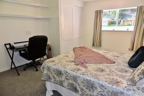 Photo of property in 8 Saint Catherines Terrace, Tawa, Wellington, 5028