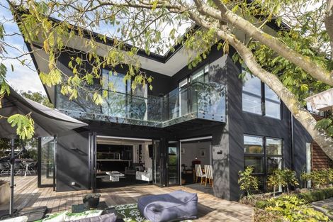 Photo of property in 2 Country Place, Burwood, Christchurch, 8083