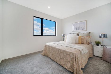 Photo of property in 1 Papauma Place, Papakura, 2110