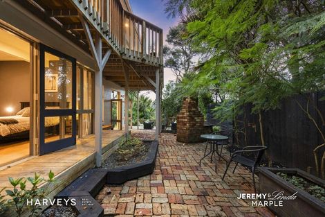 Photo of property in 47 Tainui Road, Titirangi, Auckland, 0604