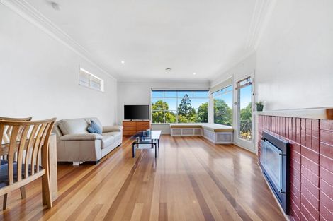 Photo of property in 11 Eastglen Road, Glen Eden, Auckland, 0602