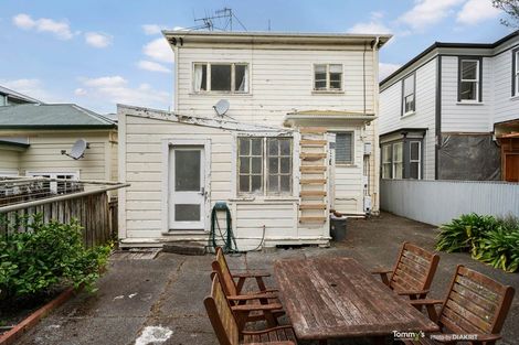 Photo of property in 120 Tinakori Road, Thorndon, Wellington, 6011