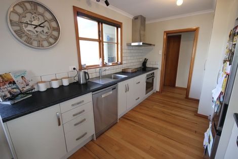 Photo of property in 24 Glasgow Street, Takaro, Palmerston North, 4412