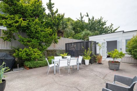 Photo of property in 28 France Road, Bluff Hill, Napier, 4110