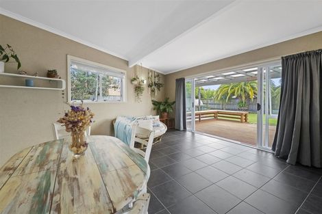 Photo of property in 595 Maunganui Road, Mount Maunganui, 3116