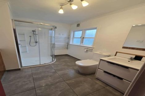 Photo of property in 2 Somme Road, Silverstream, Upper Hutt, 5019