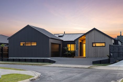 Photo of property in 56 Tironui Drive, Taradale, Napier, 4112