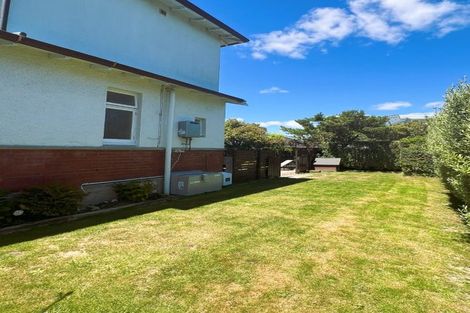 Photo of property in 36 Hinau Street, Woburn, Lower Hutt, 5011