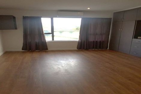 Photo of property in 119a Woodglen Road, Glen Eden, Auckland, 0602