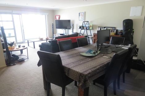 Photo of property in Bellagio Apartments, 8e/39 Taranaki Street, Te Aro, Wellington, 6011