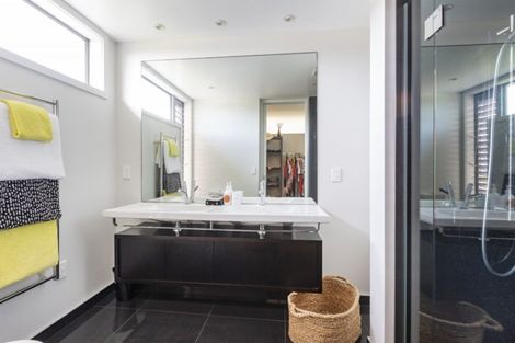 Photo of property in 13 Patiki Place, Omaha, 0986