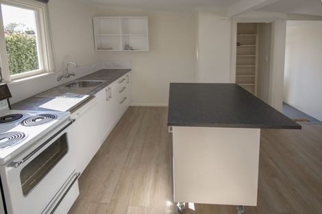 Photo of property in 92 Mackworth Street, Woolston, Christchurch, 8062