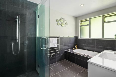 Photo of property in 17 Florey Heights, Springfield, Rotorua, 3015