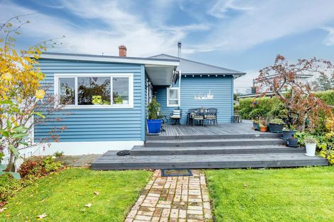 Photo of property in 12 Parsonage Road, Waimate, 7924