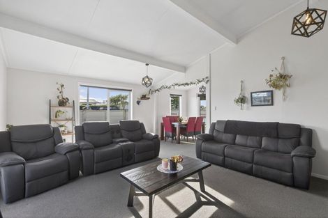 Photo of property in 49 Gardenia Avenue, Bell Block, New Plymouth, 4312