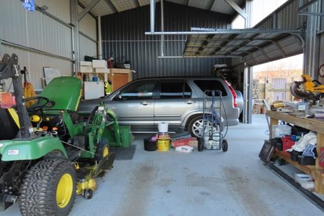 Photo of property in 14 Golden Road, Springvale, Alexandra, 9393