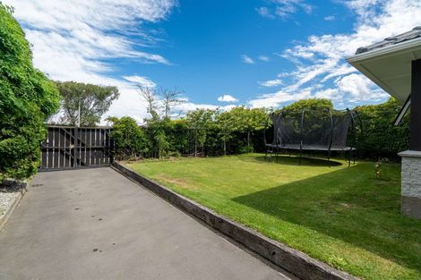 Photo of property in 142 Pacific Road, North New Brighton, Christchurch, 8083