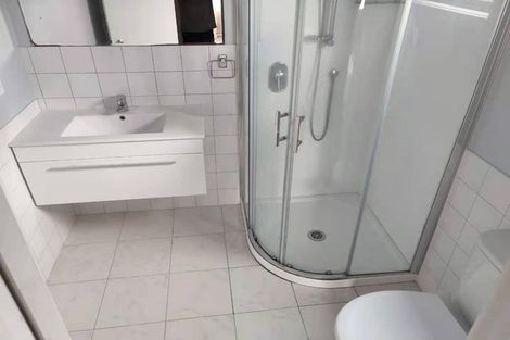 Photo of property in 15 Mona Vale, West Harbour, Auckland, 0618