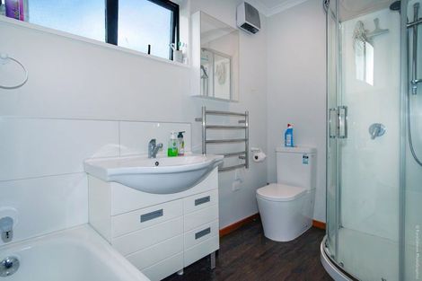 Photo of property in 2/18 Kenilworth Street, Addington, Christchurch, 8024