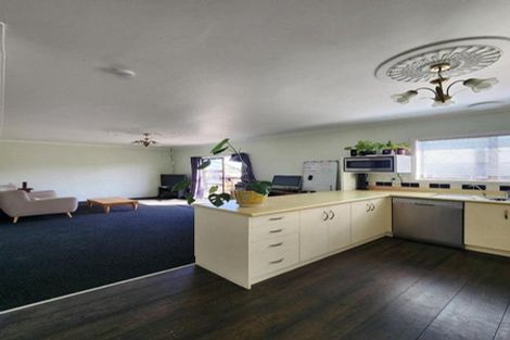 Photo of property in 143 Ngamotu Road, Spotswood, New Plymouth, 4310