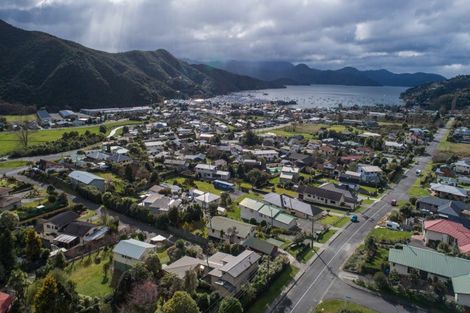 Photo of property in 34 Moana View Road, Waikawa, Picton, 7220
