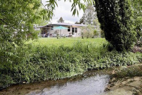 Photo of property in 14 Luke Place, Fairy Springs, Rotorua, 3015