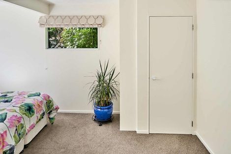 Photo of property in 39 James Cook Drive, Whitby, Porirua, 5024